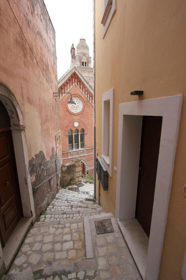 Il Viaggiatore Gaeta Medievale B&B Luaran gambar